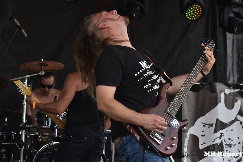 Metal Fest v Plasích spláchl déšť, předtím vystoupili Krucipüsk nebo Stroy