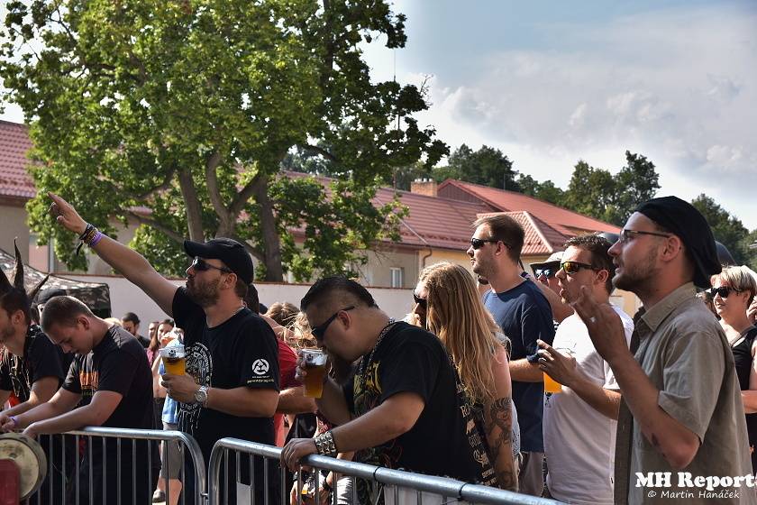Metal Fest v Plasích spláchl déšť, předtím vystoupili Krucipüsk nebo Stroy