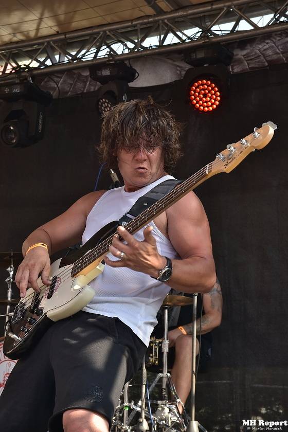 Metal Fest v Plasích spláchl déšť, předtím vystoupili Krucipüsk nebo Stroy