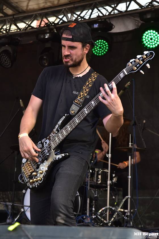 Metal Fest v Plasích spláchl déšť, předtím vystoupili Krucipüsk nebo Stroy