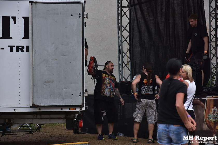 Metal Fest v Plasích spláchl déšť, předtím vystoupili Krucipüsk nebo Stroy