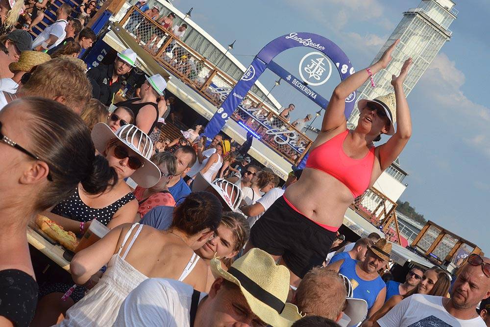 Kabát, Wanastowi Vjecy nebo Anna K. rozpálili Létofest v Brně