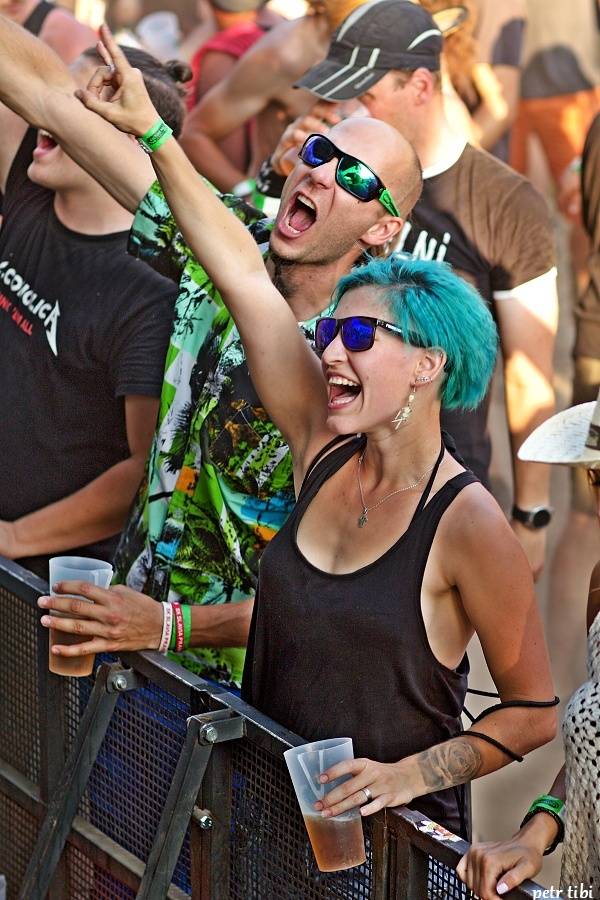 Keltská noc pod skokanskými můstky: V Harrachově hráli Tři sestry, Mig 21 i Vypsaná Fixa