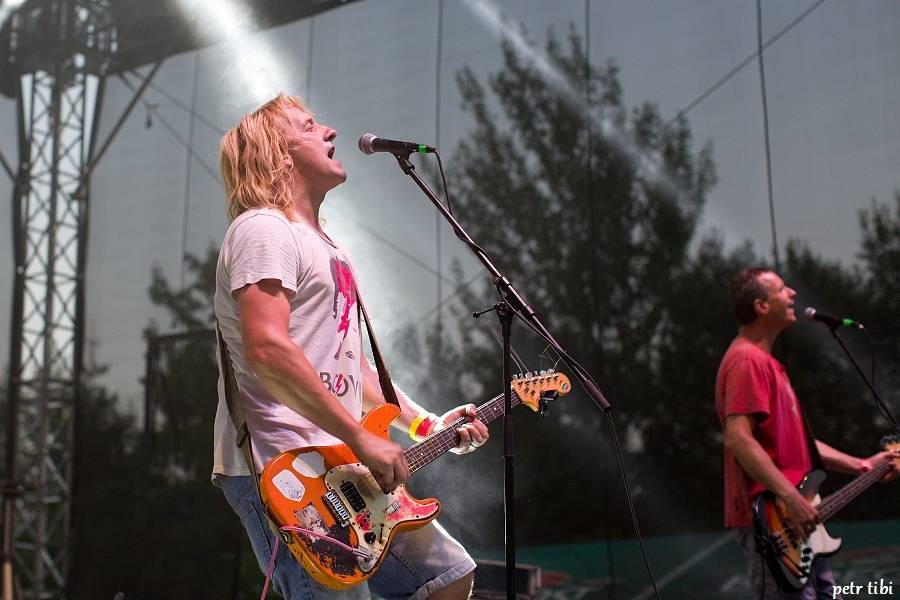 Keltská noc pod skokanskými můstky: V Harrachově hráli Tři sestry, Mig 21 i Vypsaná Fixa