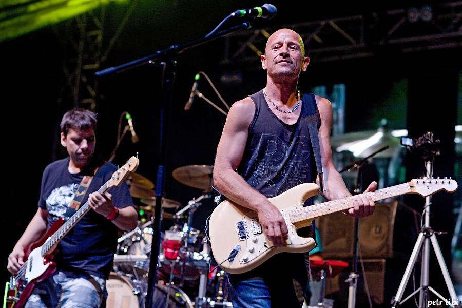 Keltská noc pod skokanskými můstky: V Harrachově hráli Tři sestry, Mig 21 i Vypsaná Fixa