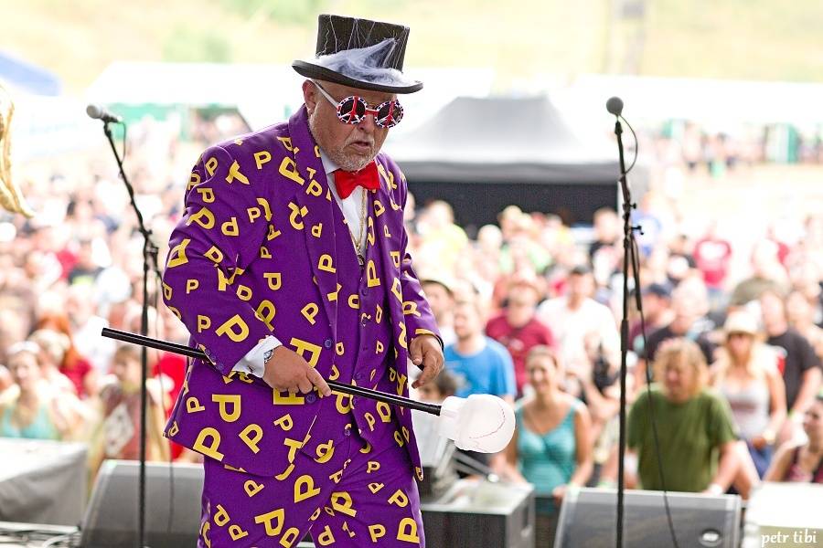 Keltská noc pod skokanskými můstky: V Harrachově hráli Tři sestry, Mig 21 i Vypsaná Fixa