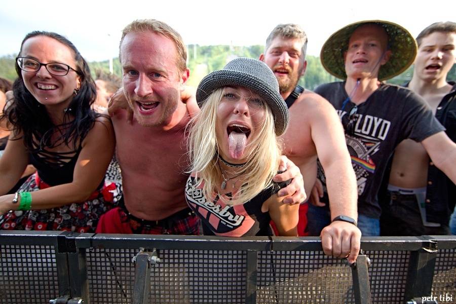 Keltská noc pod skokanskými můstky: V Harrachově hráli Tři sestry, Mig 21 i Vypsaná Fixa