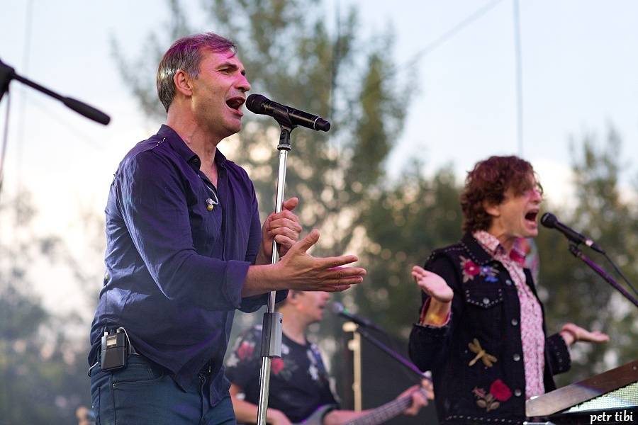 Keltská noc pod skokanskými můstky: V Harrachově hráli Tři sestry, Mig 21 i Vypsaná Fixa