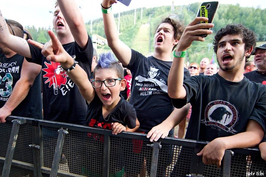 Keltská noc pod skokanskými můstky: V Harrachově hráli Tři sestry, Mig 21 i Vypsaná Fixa