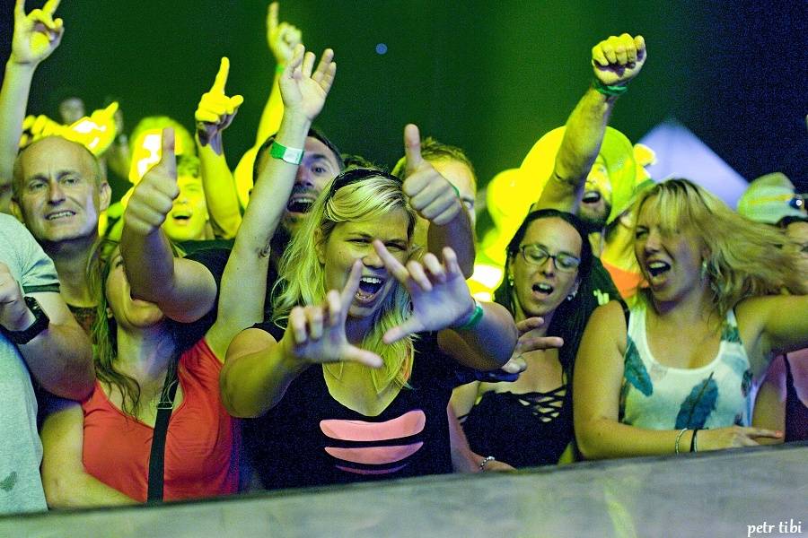 Keltská noc pod skokanskými můstky: V Harrachově hráli Tři sestry, Mig 21 i Vypsaná Fixa