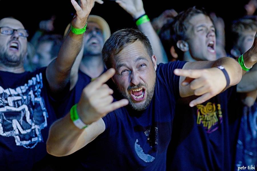 Keltská noc pod skokanskými můstky: V Harrachově hráli Tři sestry, Mig 21 i Vypsaná Fixa