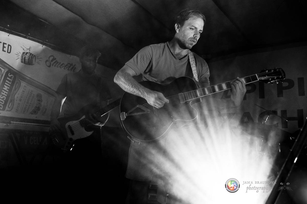 Zrní nadchli fanoušky v Plzni. Museli dvakrát přidávat