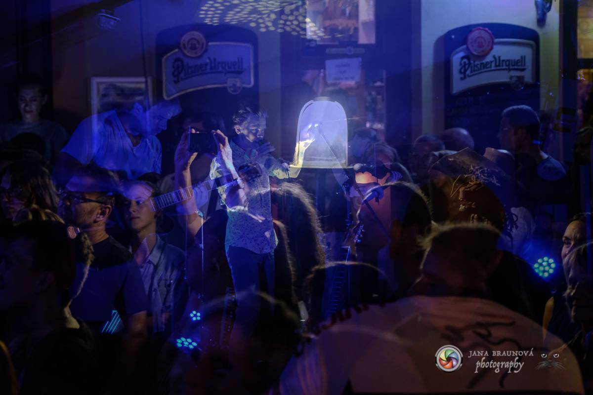 Zrní nadchli fanoušky v Plzni. Museli dvakrát přidávat