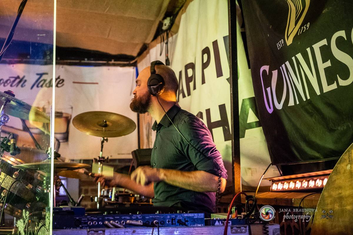 Zrní nadchli fanoušky v Plzni. Museli dvakrát přidávat