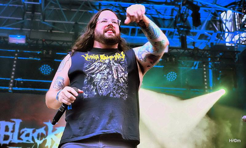 Brutal Assault zahájil třiadvacátý ročník: V první den zahřměli Gojira, Helmet nebo Brujeria