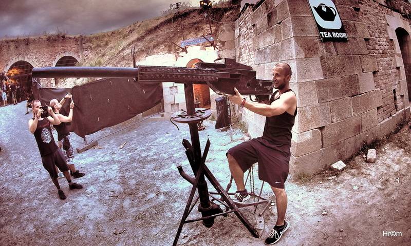 Brutal Assault zahájil třiadvacátý ročník: V první den zahřměli Gojira, Helmet nebo Brujeria