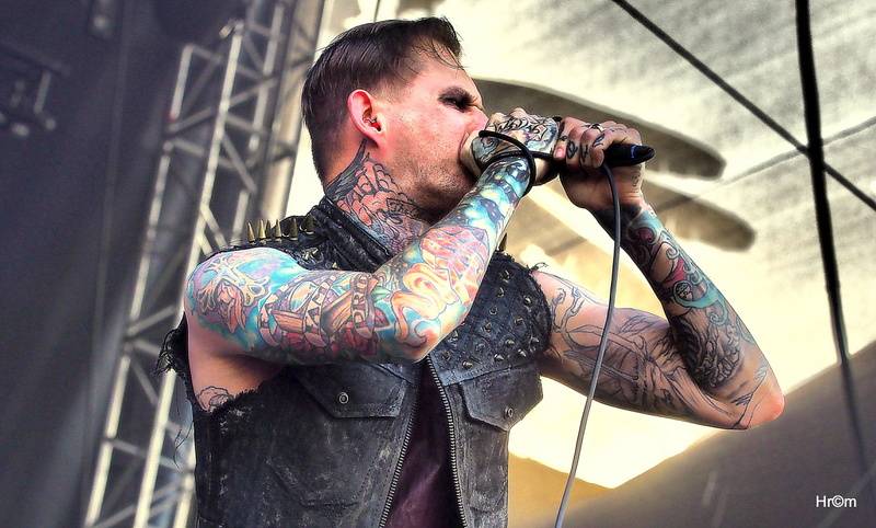 Brutal Assault: V Josefově hořelo, metalisty uchvátili Laibach, Moonspell nebo H2O