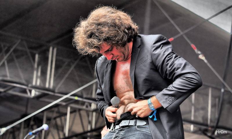 Páteční Brutal Assault rozpálili Ministry, Behemoth i Hentai Corporation