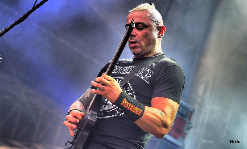 Páteční Brutal Assault rozpálili Ministry, Behemoth i Hentai Corporation