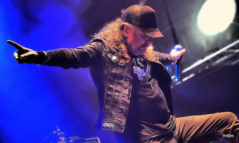 Páteční Brutal Assault rozpálili Ministry, Behemoth i Hentai Corporation