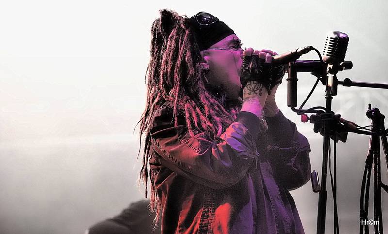 Páteční Brutal Assault rozpálili Ministry, Behemoth i Hentai Corporation