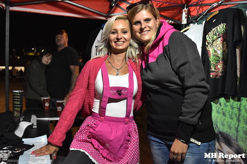 Chodrockfest v Domažlicích: S Mirai bavil diváky Richard Genzer, hráli i Alkehol nebo Xindl X