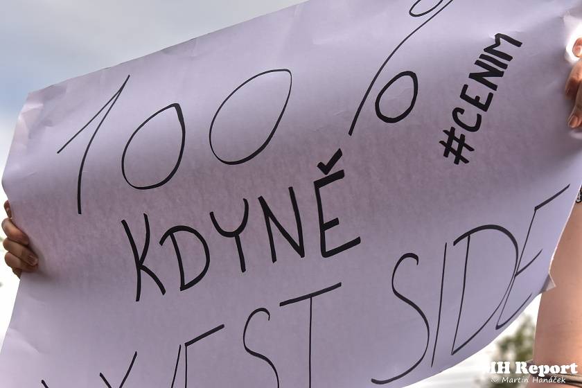 Chodrockfest v Domažlicích: S Mirai bavil diváky Richard Genzer, hráli i Alkehol nebo Xindl X