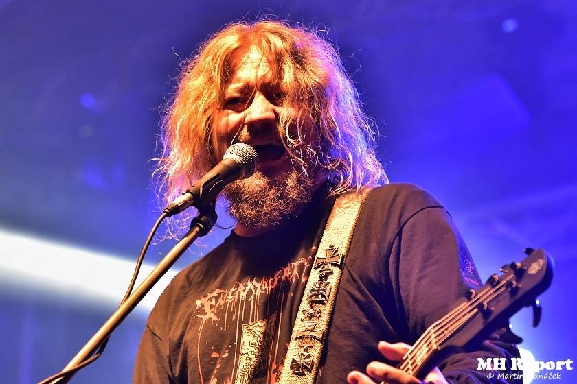 Chodrockfest v Domažlicích: S Mirai bavil diváky Richard Genzer, hráli i Alkehol nebo Xindl X