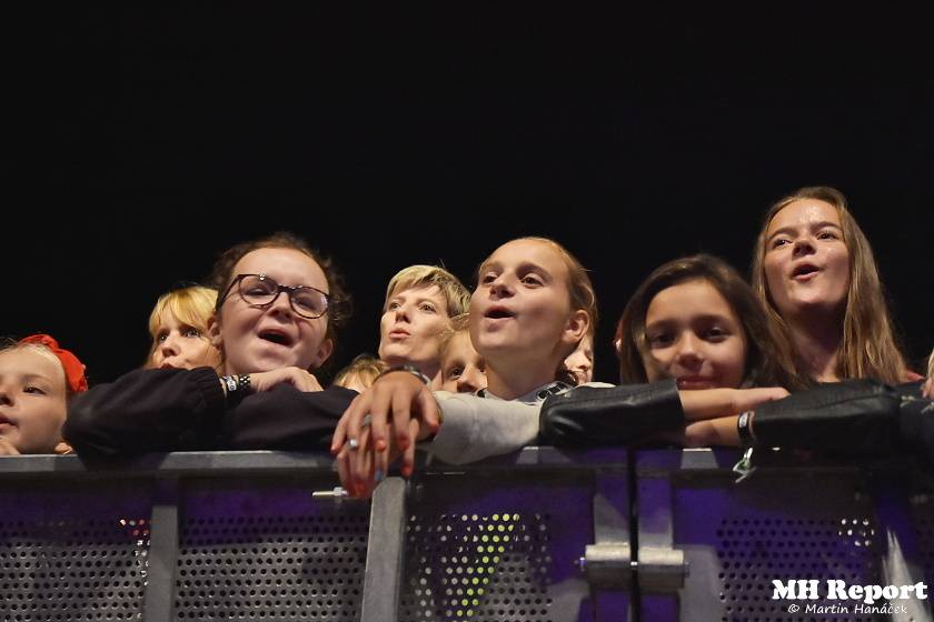 Chodrockfest v Domažlicích: S Mirai bavil diváky Richard Genzer, hráli i Alkehol nebo Xindl X