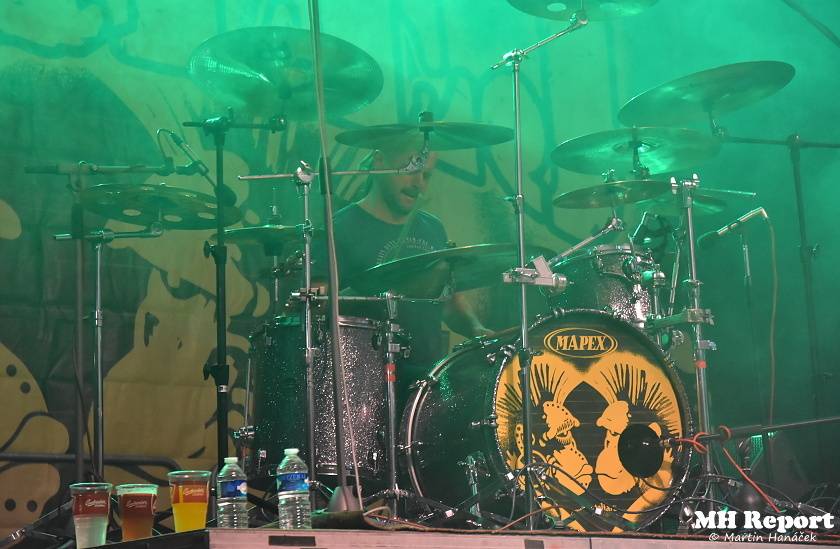 Chodrockfest v Domažlicích: S Mirai bavil diváky Richard Genzer, hráli i Alkehol nebo Xindl X