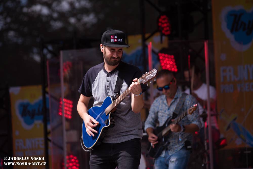 Vyprodaný Kryštof Kemp hostil v krásném prostředí Konopiště No Name, Nebe nebo Petra Jandu