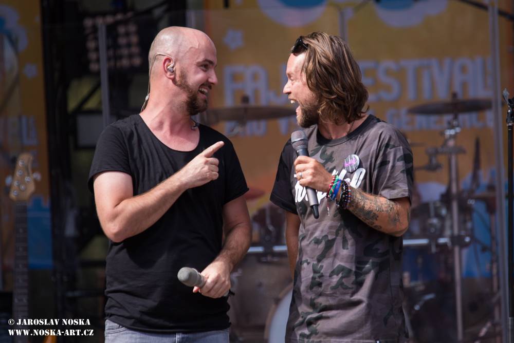 Vyprodaný Kryštof Kemp hostil v krásném prostředí Konopiště No Name, Nebe nebo Petra Jandu