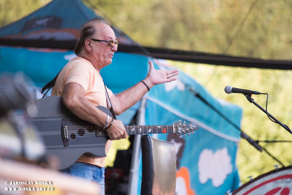 Vyprodaný Kryštof Kemp hostil v krásném prostředí Konopiště No Name, Nebe nebo Petra Jandu