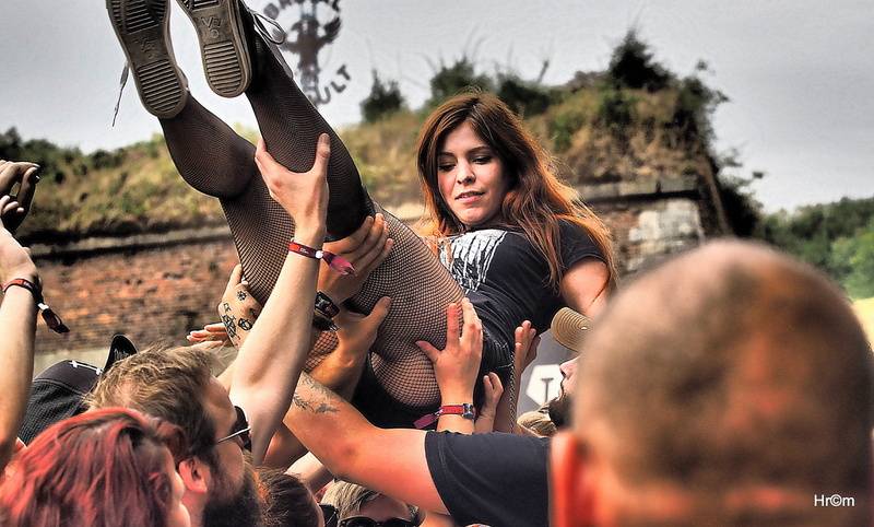 Závěr festivalu Brutal Assault opanovali Sepultura, Dog Eat Dog nebo Danzig