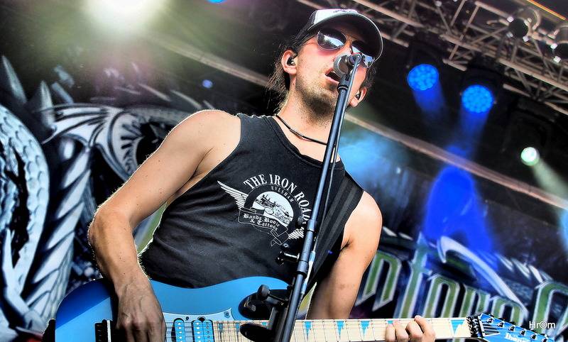 Metalová epopej v Moravském Krumlově: Na festivalu Rock Heart vystoupili W.A.S.P., Epica nebo Kataklysm