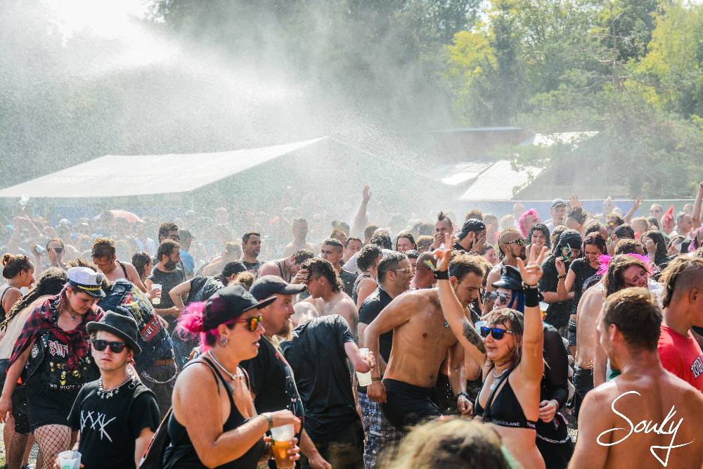 Punková jízda Pod Parou: Ve Vyškově řádili Marky Ramone z Ramones, Agnostic Front i Plexis