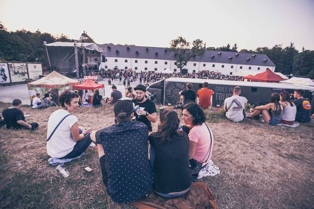 Papa Roach dobyli Korunní pevnůstku v Olomouci numetalovou smrští