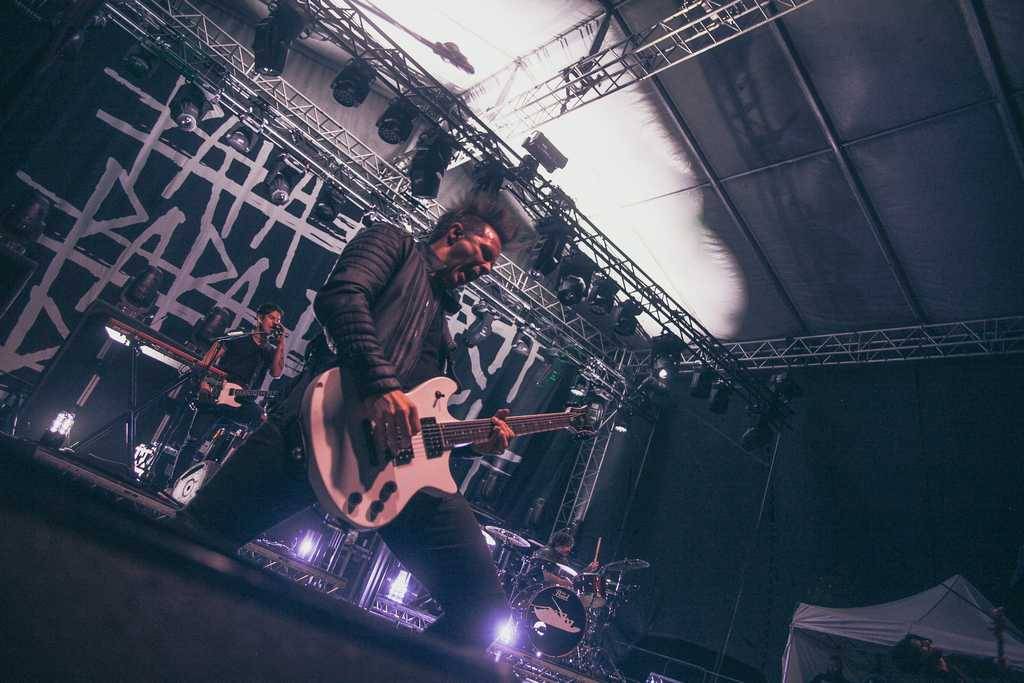 Papa Roach dobyli Korunní pevnůstku v Olomouci numetalovou smrští