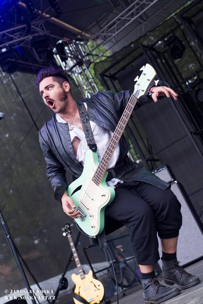 Okoř slavila plnoletost s Chinaski, Tomášem Klusem, Annou K. nebo Mirai