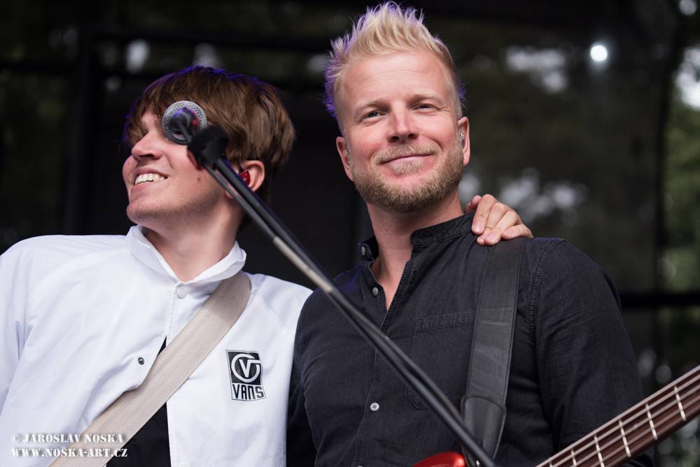 Okoř slavila plnoletost s Chinaski, Tomášem Klusem, Annou K. nebo Mirai