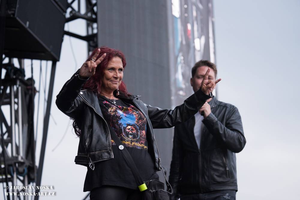 Létofest v Karlových Varech: První den zahráli Inekafe, Chinaski a jako zlatý hřeb Mandrage