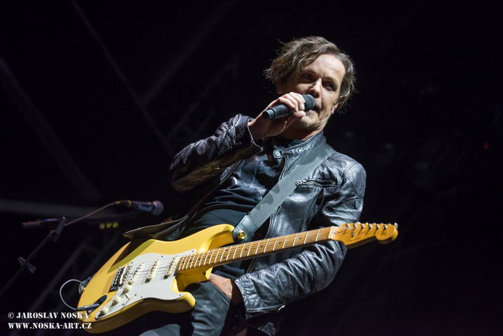 Létofest v Karlových Varech: První den zahráli Inekafe, Chinaski a jako zlatý hřeb Mandrage