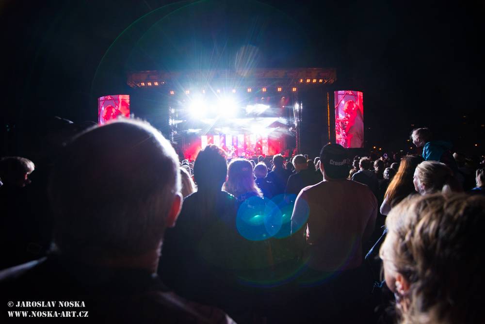 Létofest v Karlových Varech: První den zahráli Inekafe, Chinaski a jako zlatý hřeb Mandrage