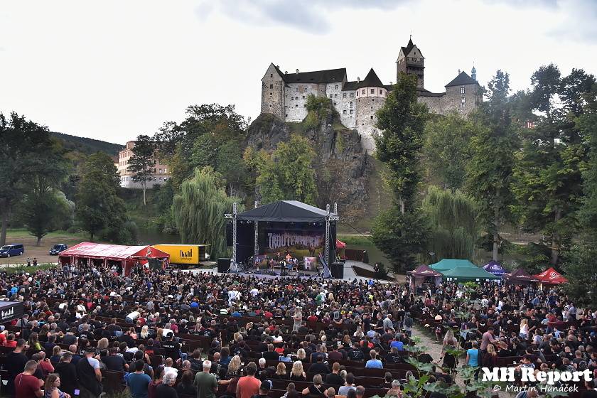 Loket dobyli rockeři a metalisté: Dymytry, Harlej, Arakain nebo Trautenberk rozvášnili fanoušky v podhradí