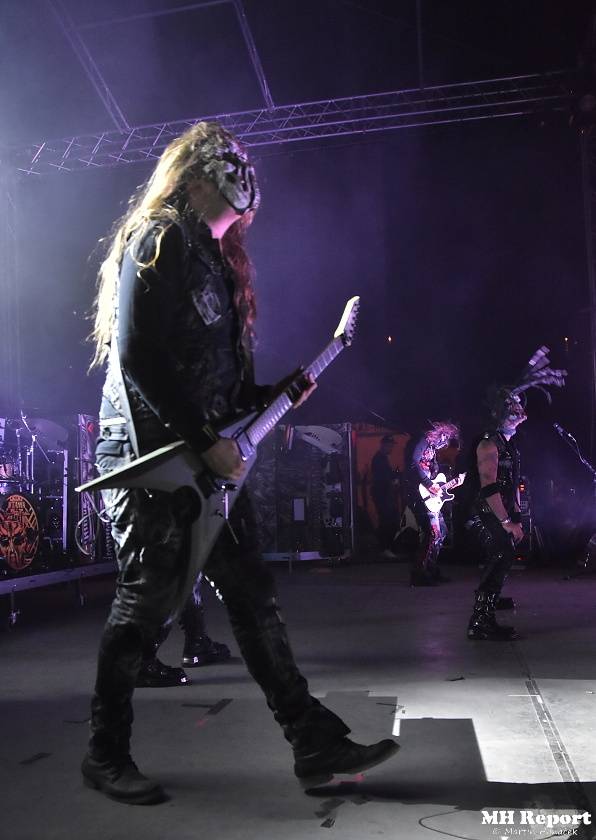 Loket dobyli rockeři a metalisté: Dymytry, Harlej, Arakain nebo Trautenberk rozvášnili fanoušky v podhradí