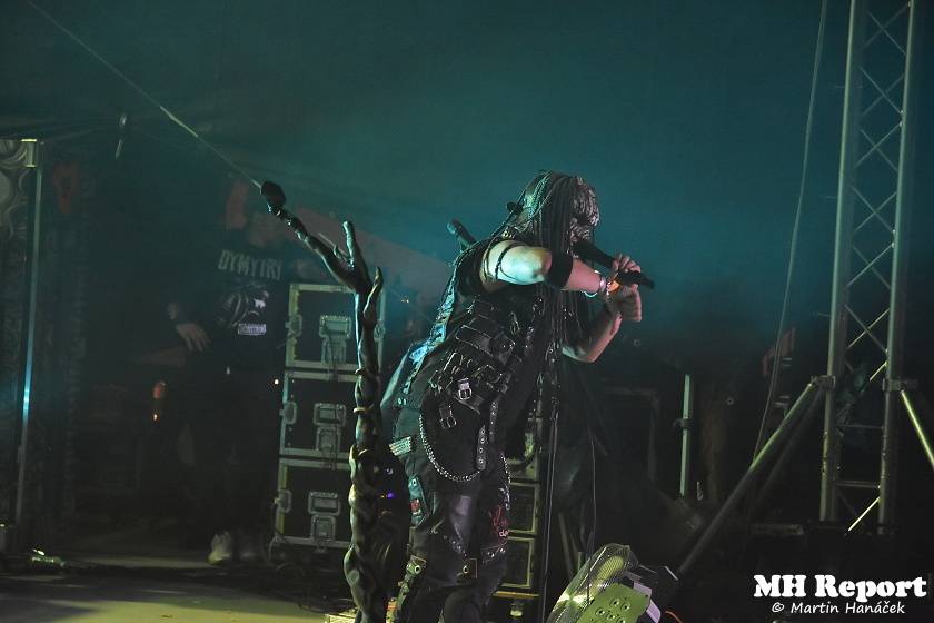 Loket dobyli rockeři a metalisté: Dymytry, Harlej, Arakain nebo Trautenberk rozvášnili fanoušky v podhradí