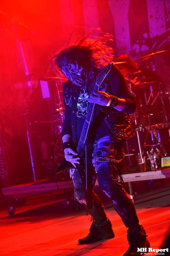 Loket dobyli rockeři a metalisté: Dymytry, Harlej, Arakain nebo Trautenberk rozvášnili fanoušky v podhradí