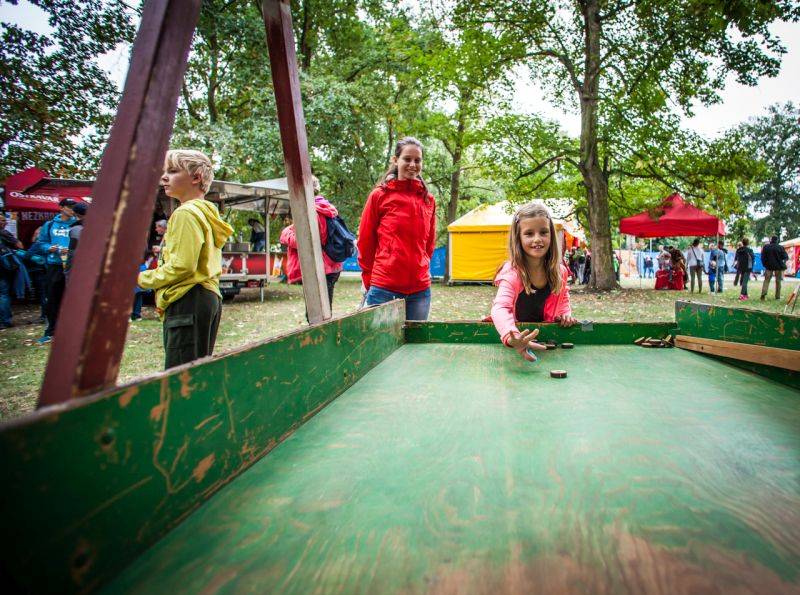 Kryštof Kemp bavil v Plzni: Richard Krajčo se fanouškům zvěčnil na mnoha selfie, zahráli Petr Janda i No Name