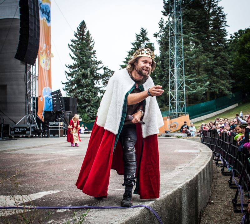 Kryštof Kemp bavil v Plzni: Richard Krajčo se fanouškům zvěčnil na mnoha selfie, zahráli Petr Janda i No Name