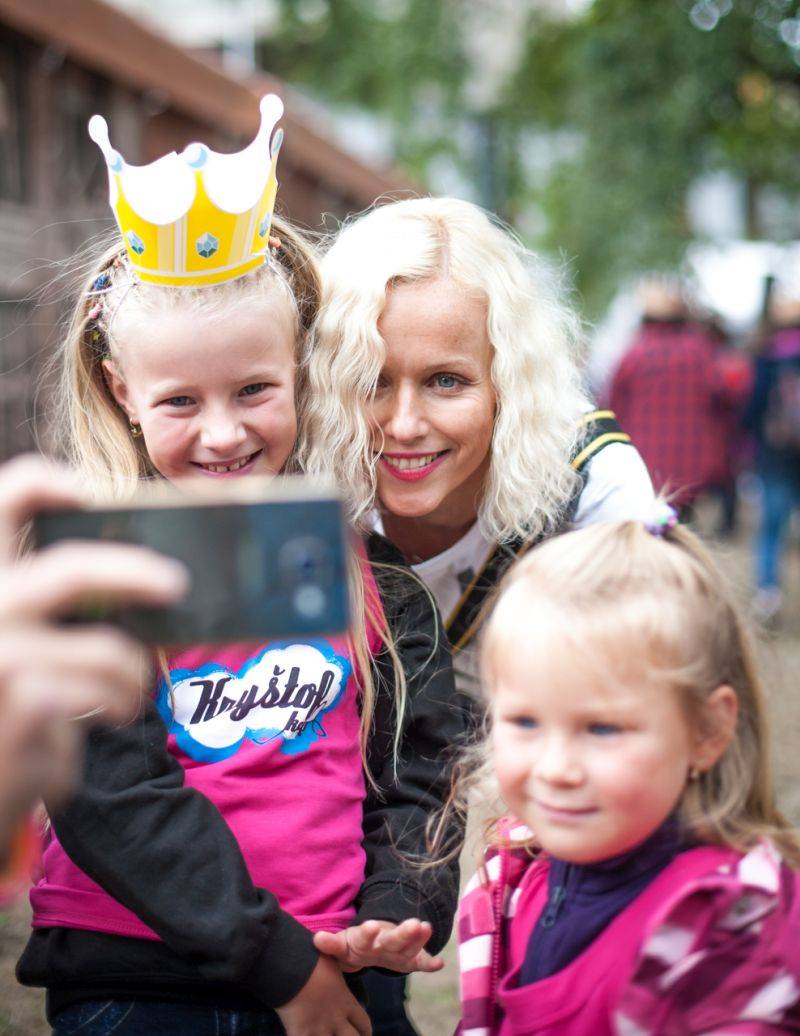 Kryštof Kemp bavil v Plzni: Richard Krajčo se fanouškům zvěčnil na mnoha selfie, zahráli Petr Janda i No Name